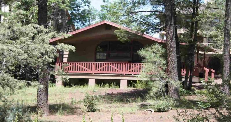 Honeymoon Cabins Perfect For Couples Who Want To Get Away. Northwoods Cabins Pinetop-Lakeside, Arizona 